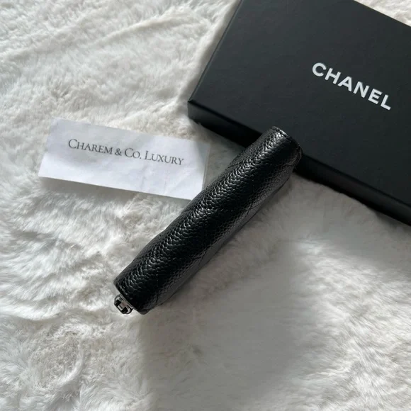 NEW🖤REV Chanel Classic Black Zipped Caviar Card Holder Wallet silver hardware. - Picture 4 of 7